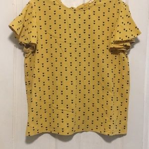 Super cute top with tie on back